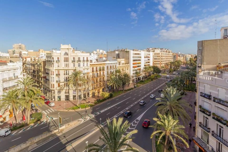 Neighbourhood, City view, Street view, Location