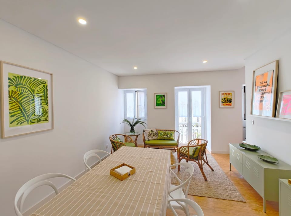Botanic Garden Duplex House in Ponta Delgada