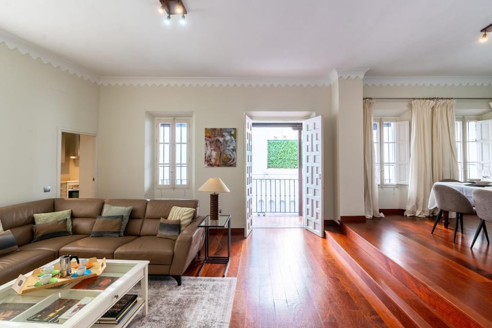 Luxe Guest House Santa Marta Apartment in Seville