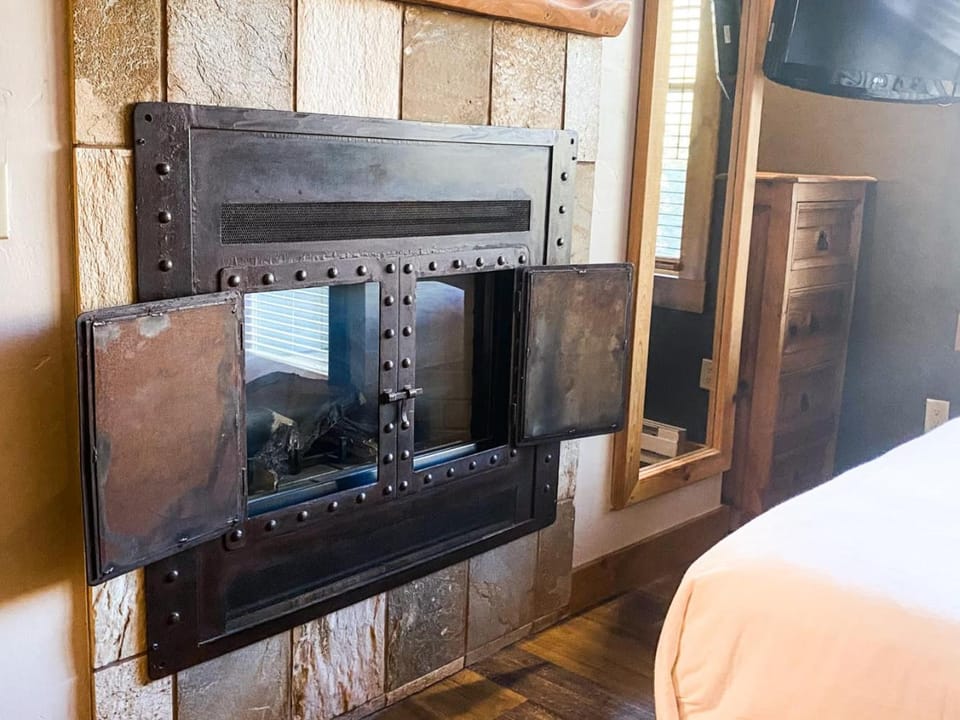 Have It All Ski in out Affordable Too Apartment in Telluride