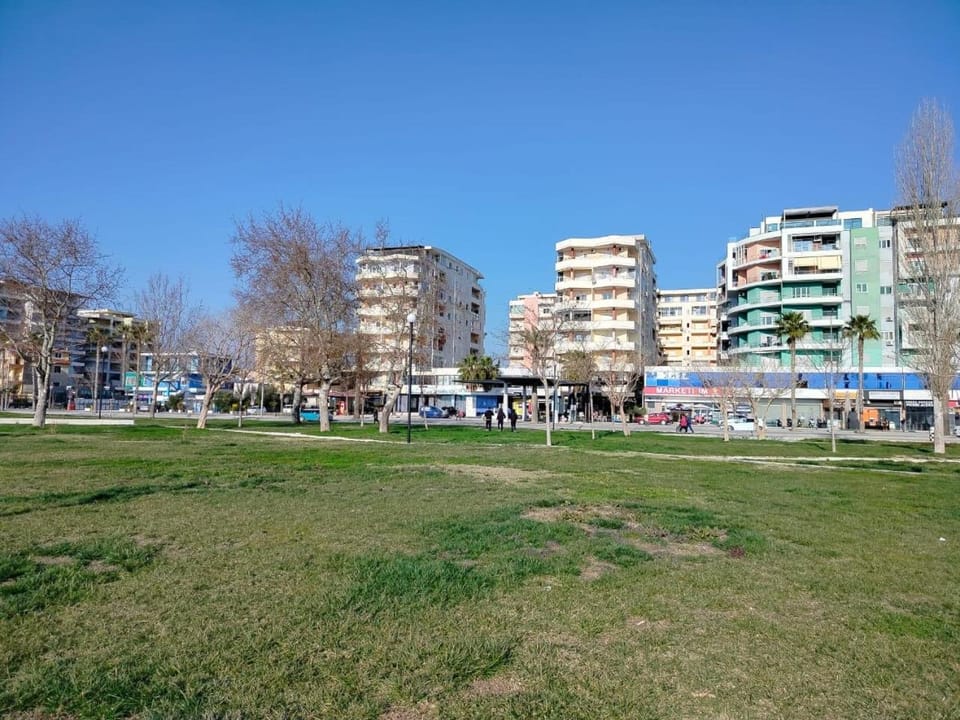 Garzoniere Grisi, Lungomare Apartment in Vlorë