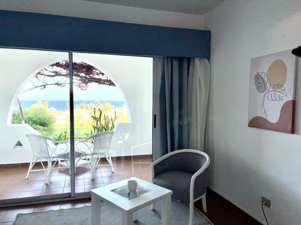 View (from property/room), Bedroom, Sea view