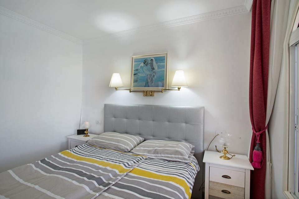 Living room, Bedroom