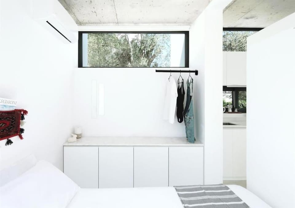 White dream summer house Apartment in Ialysos