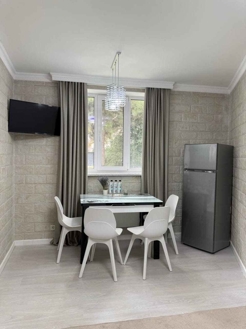 TV and multimedia, Dining area