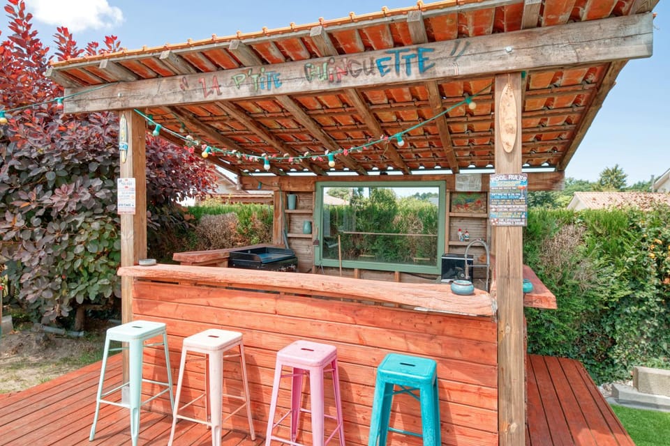 Garden, View (from property/room), Dining area