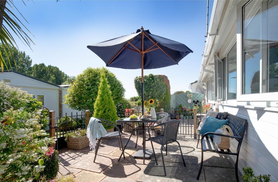 Lucy Lou, charming holiday bungalow in Devon Chalet in Kingswear
