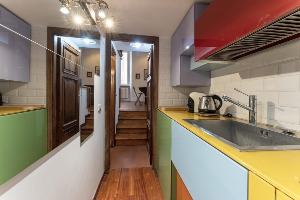 Ciambella Arch Apartment for 6 people @Largo Argentina Apartment in Rome