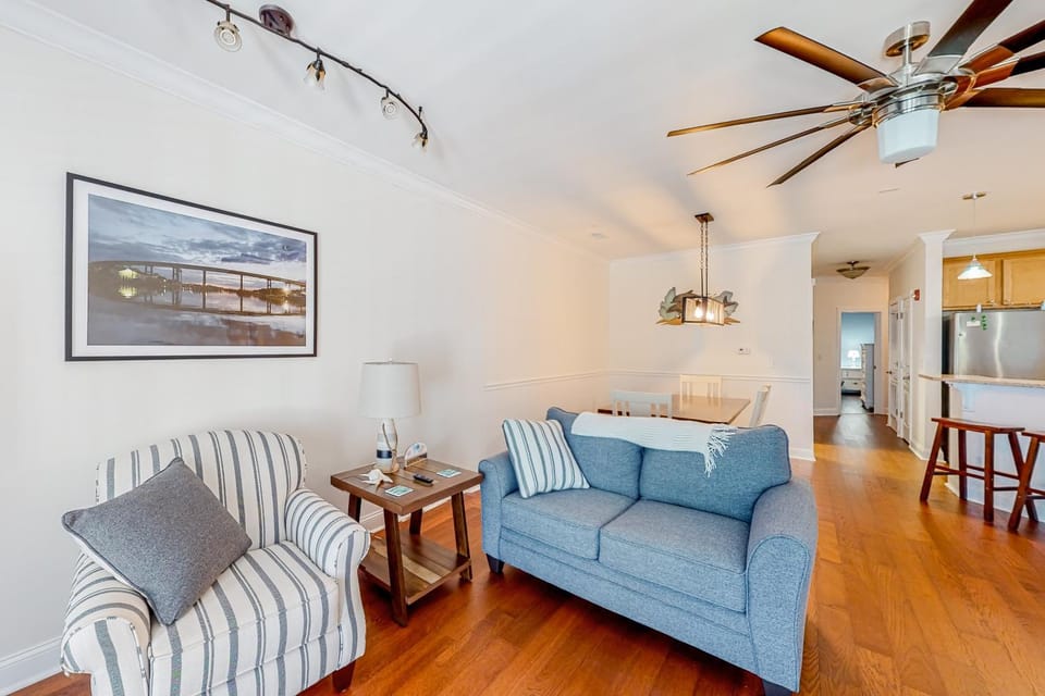 HB263 Dolphin Shores, Unit 3 Apartment in Holden Beach