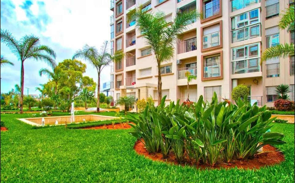 Property building, Garden