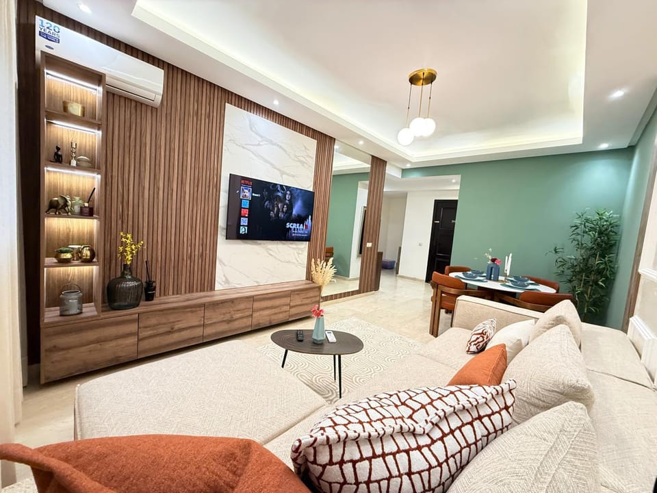 Communal lounge/ TV room, Living room