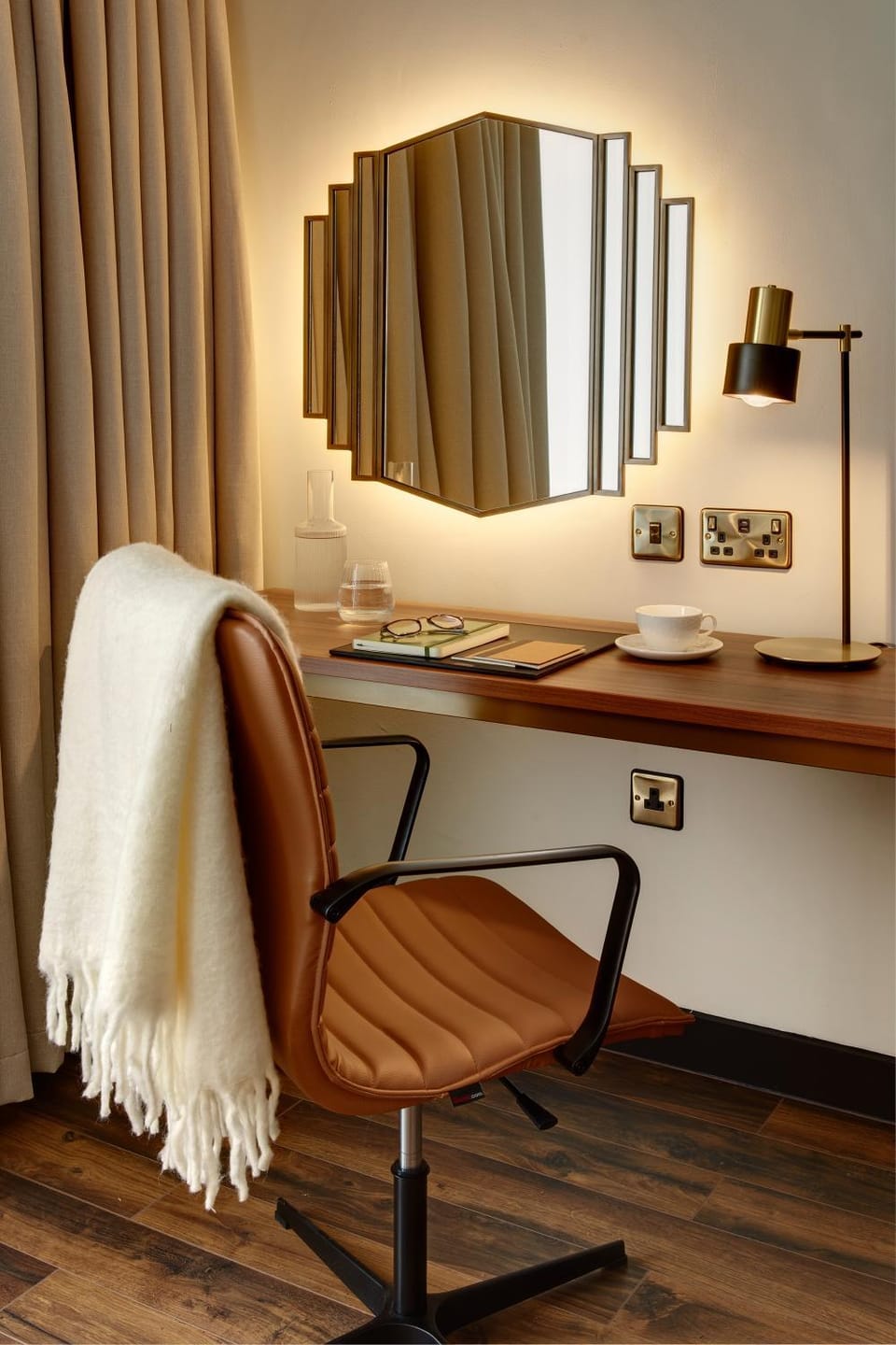 Brama Hotel in Bromley