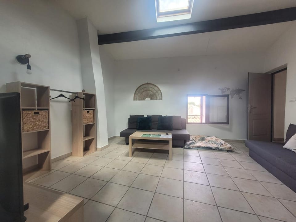 Communal lounge/ TV room, Living room