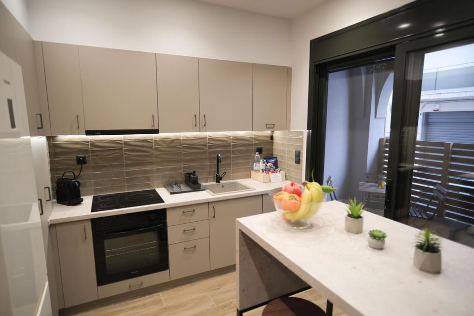 Kitchen or kitchenette, dishwasher, pet friendly, stove, toaster