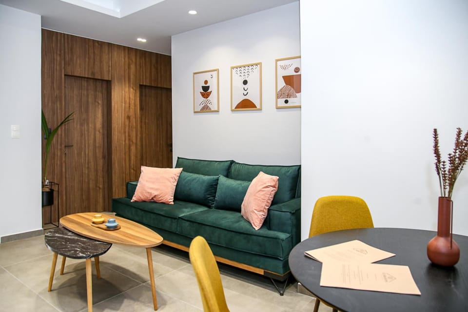 Living room, Seating area