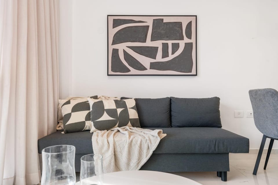 Stunning 1 Bedroom In City Center House in Jerusalem
