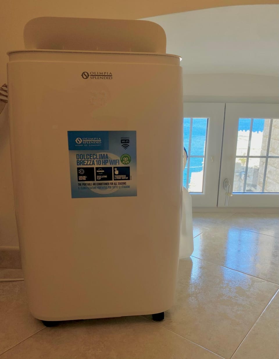 Bedroom, air conditioner