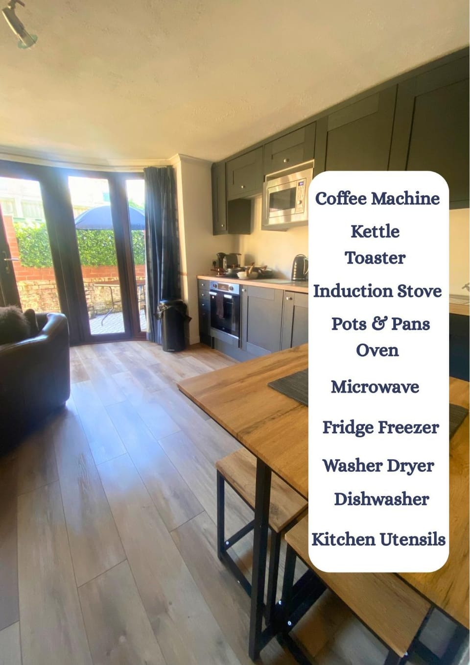 The Chapel - Worcester City - FREE Parking, WI-FI, Toiletries - TVs in rooms - Stocked kitchen - Entire Apart - Self Check-In - Outside Space Apartment in Worcester