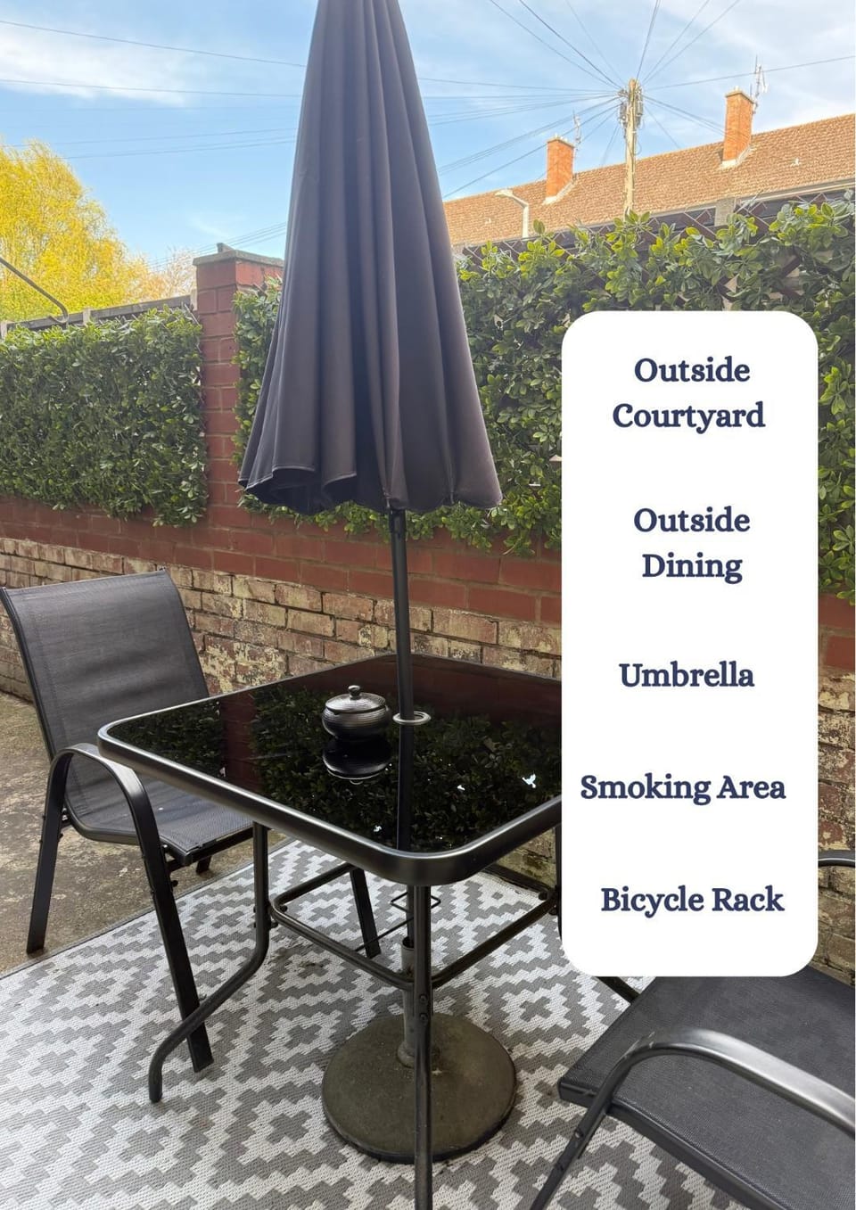 The Chapel - Worcester City - FREE Parking, WI-FI, Toiletries - TVs in rooms - Stocked kitchen - Entire Apart - Self Check-In - Outside Space Apartment in Worcester