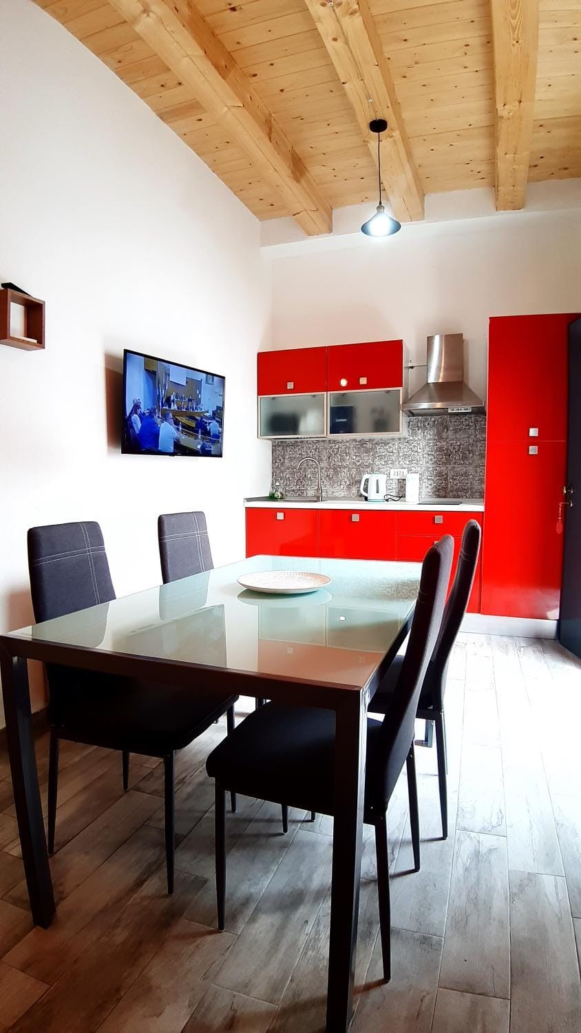 Casanuova Flat, City Center Apartment in Olbia