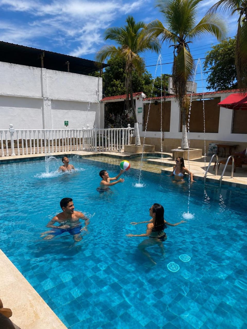 Day, People, Pool view, Swimming pool, children, group of guests, sunbed