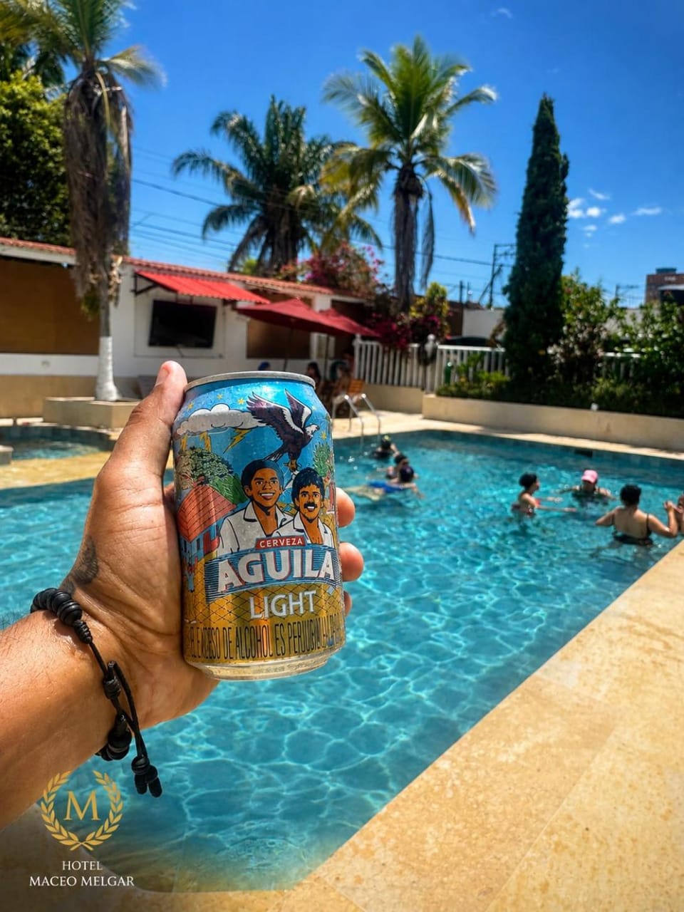 Day, People, Pool view, Swimming pool, Drinks