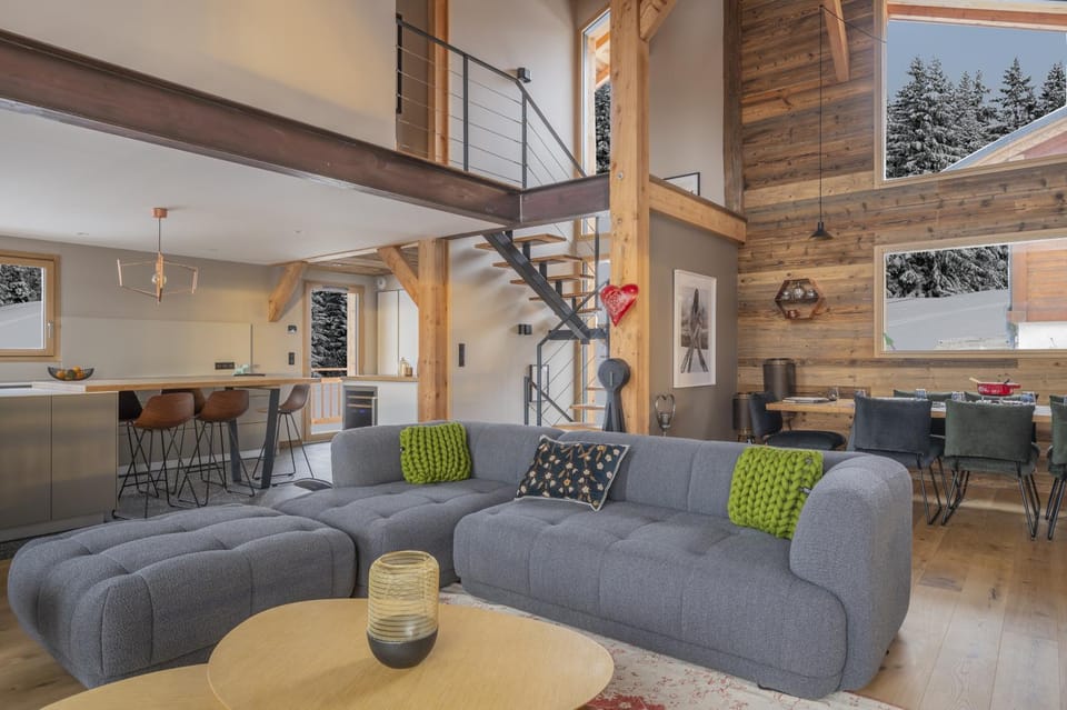 Seating area, Dining area