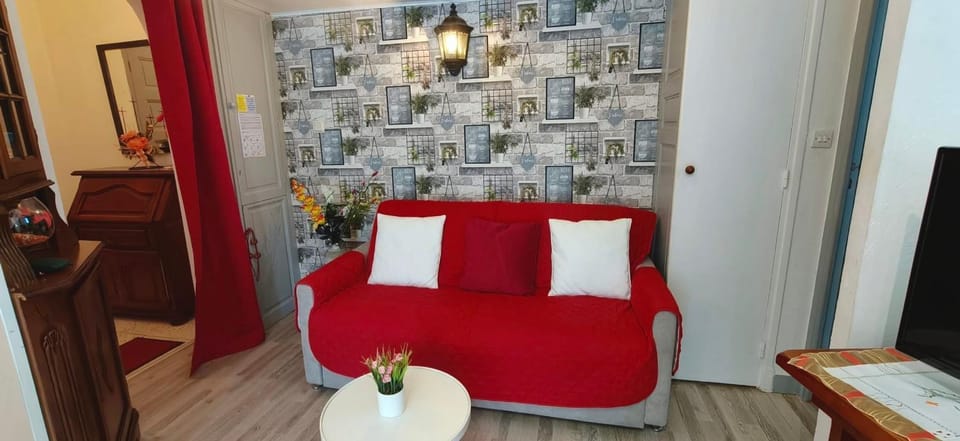Very quiet cocoon near the historical center Apartment in Fréjus
