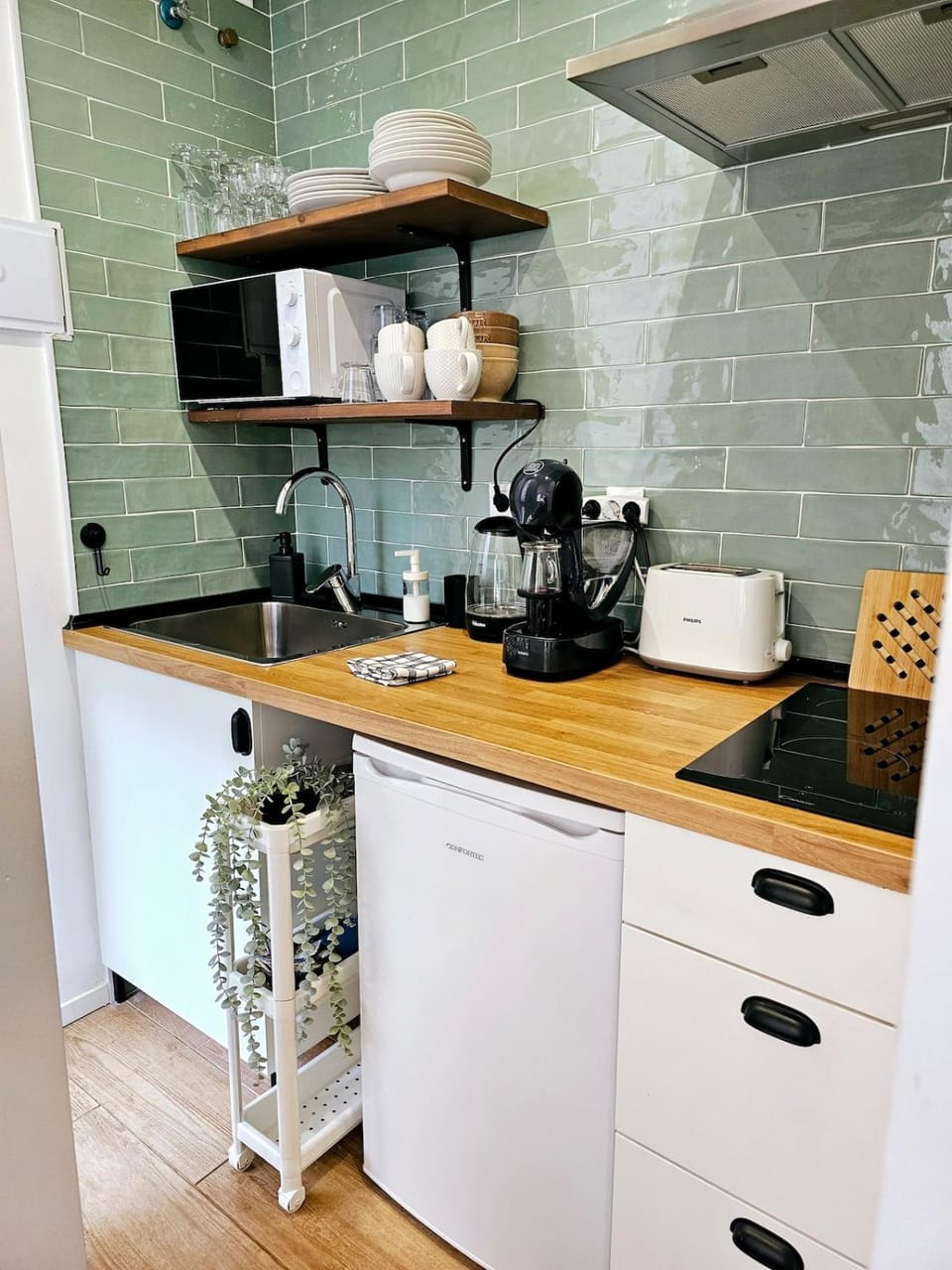 Coffee/tea facilities, Kitchen or kitchenette
