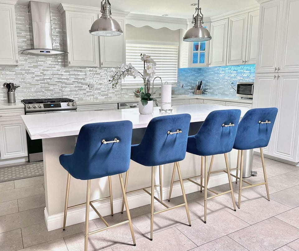 Lounge or bar