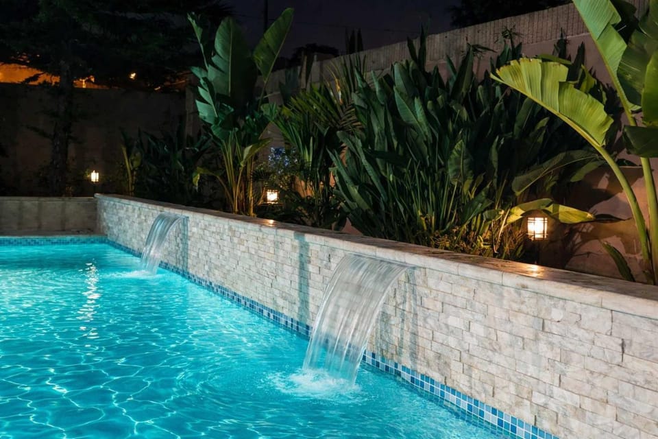 Cypress Villa Disneyland 8 Bedroom 4Bath Pool Game House in Anaheim