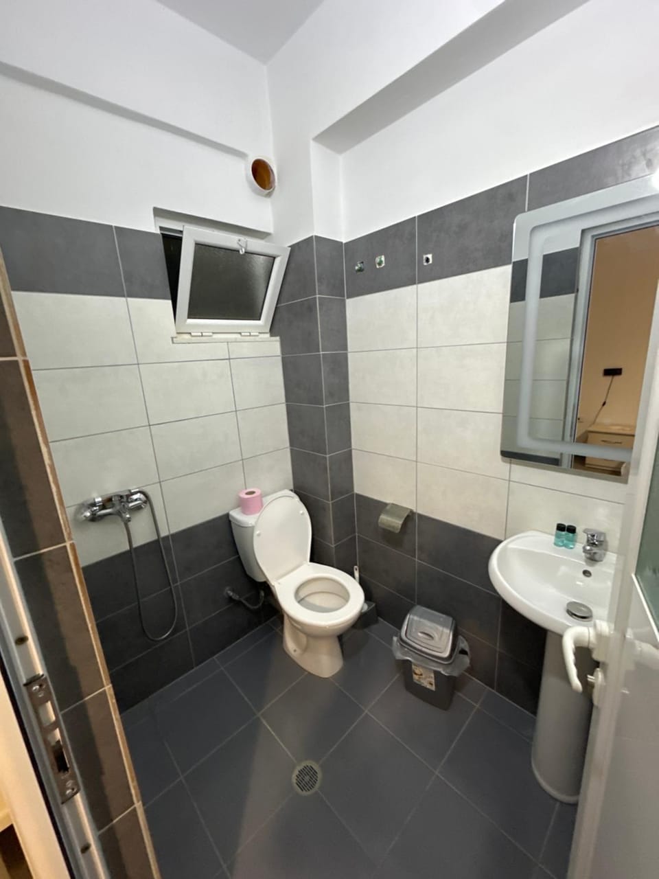 Vila Deal Point Bed and Breakfast in Sarandë