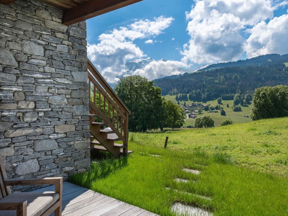 Chalet moderne avec piscine intérieure et hammam - FR-1-569-76 Chalet in Combloux