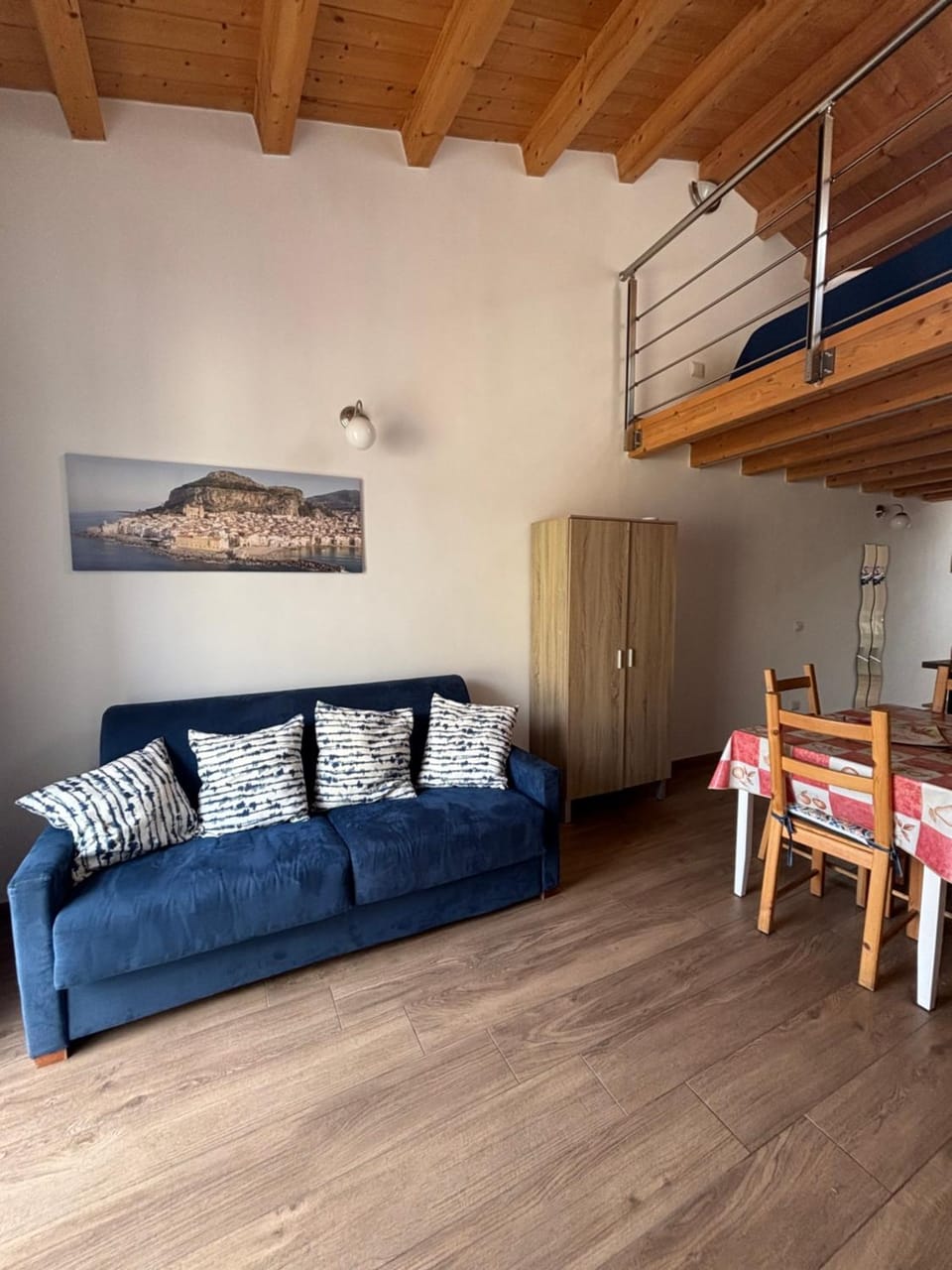 Bed, Kitchen or kitchenette, Living room, Photo of the whole room, Seating area, Dining area, Bedroom