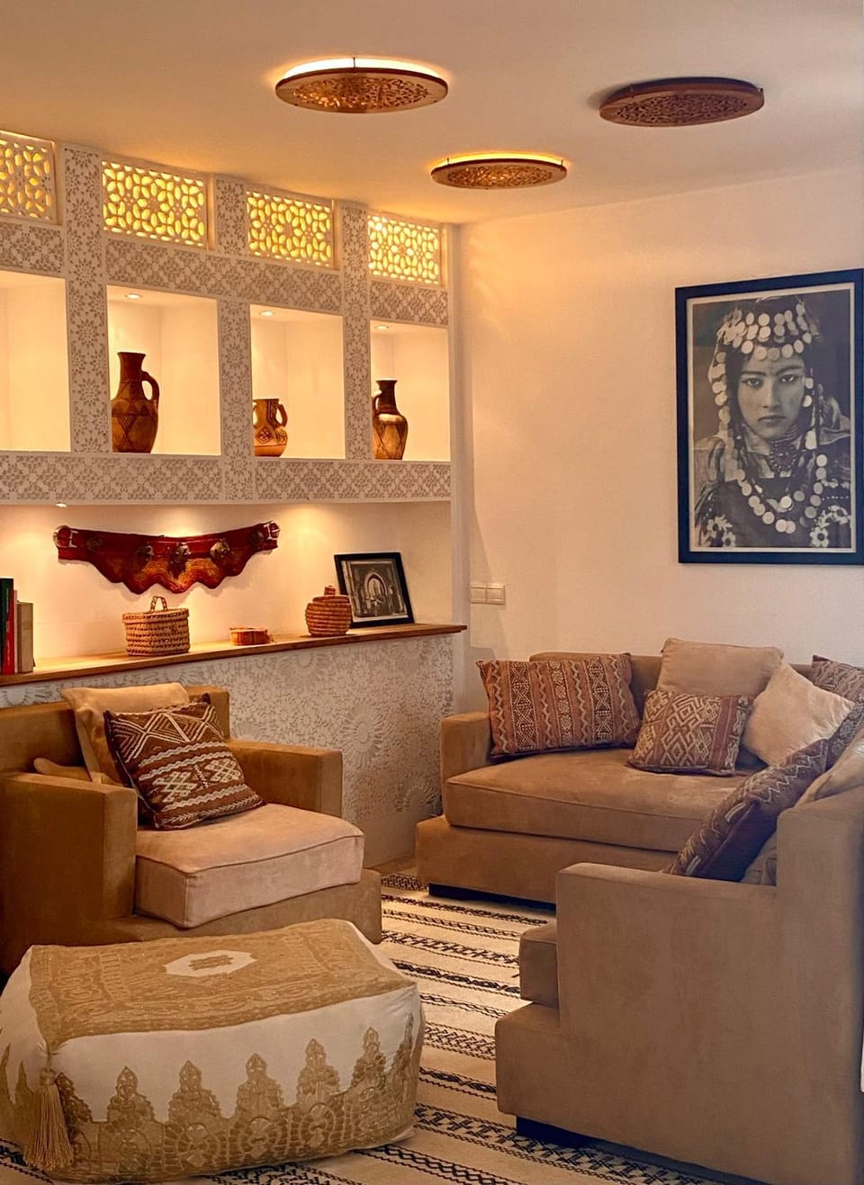 Game Room, Living room