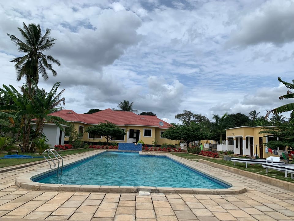Swimming pool