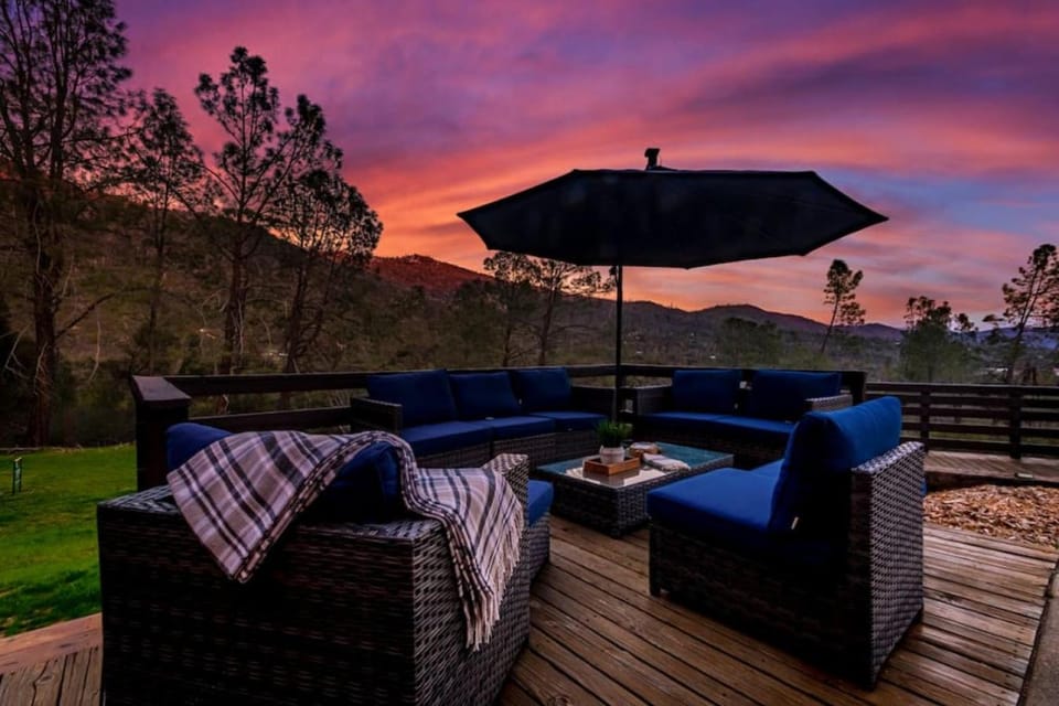 Patio, Natural landscape, Seating area, Mountain view, Sunset, sunbed