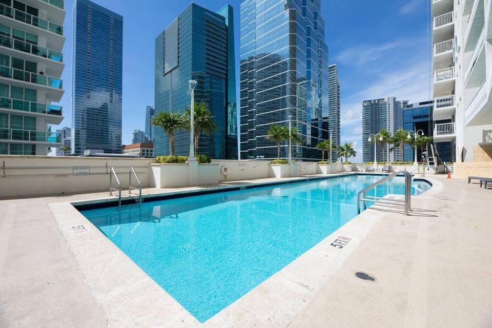 Impressive Unit in the heart of Brickell W Parking Apartment in Brickell