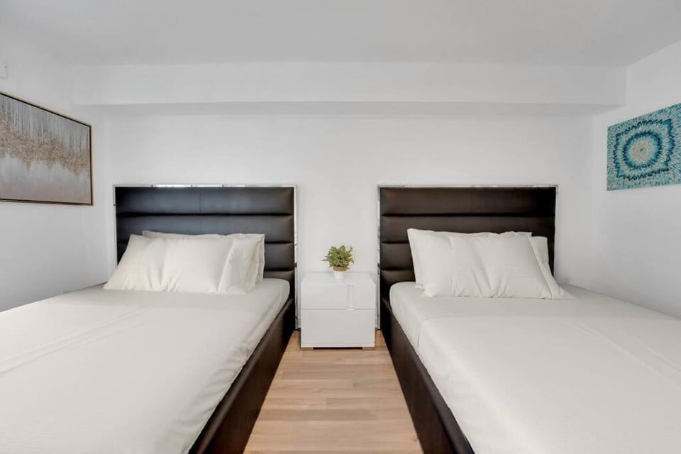 Impressive Unit in the heart of Brickell W Parking Apartment in Brickell