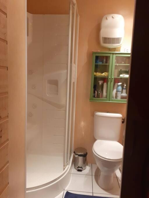 appartement face au Thermes et au calme Apartment in Catalonia