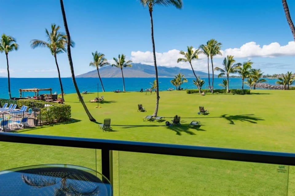 Enjoy Your Oceanside Dream at Kihei Surfside House in Wailea
