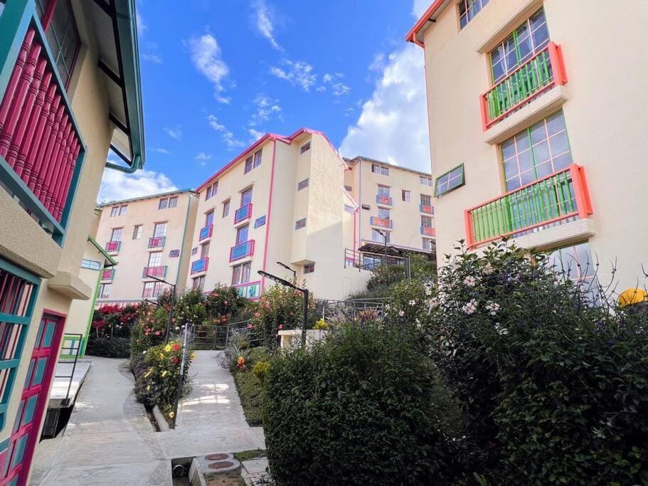 Apto Nuevo, Tranquilo, Bonito, 5 min Plaza Principal Apartment in Guatapé