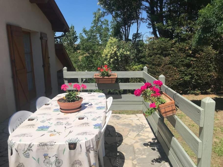 Patio, Spring, Day, Garden, View (from property/room), Balcony/Terrace, Dining area, Garden view
