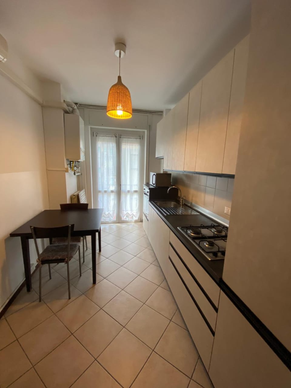 Kitchen or kitchenette, Dining area, pet friendly, stove