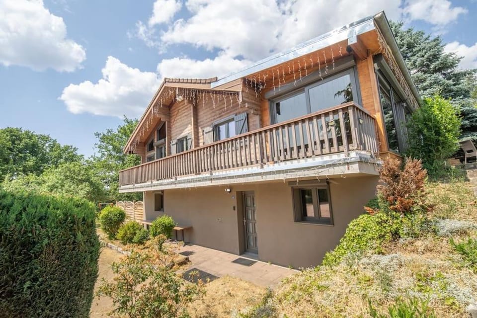 Pétillant Chalet aux 3 étangs avec SPA, Sauna et Véranda Chalet in Vosges