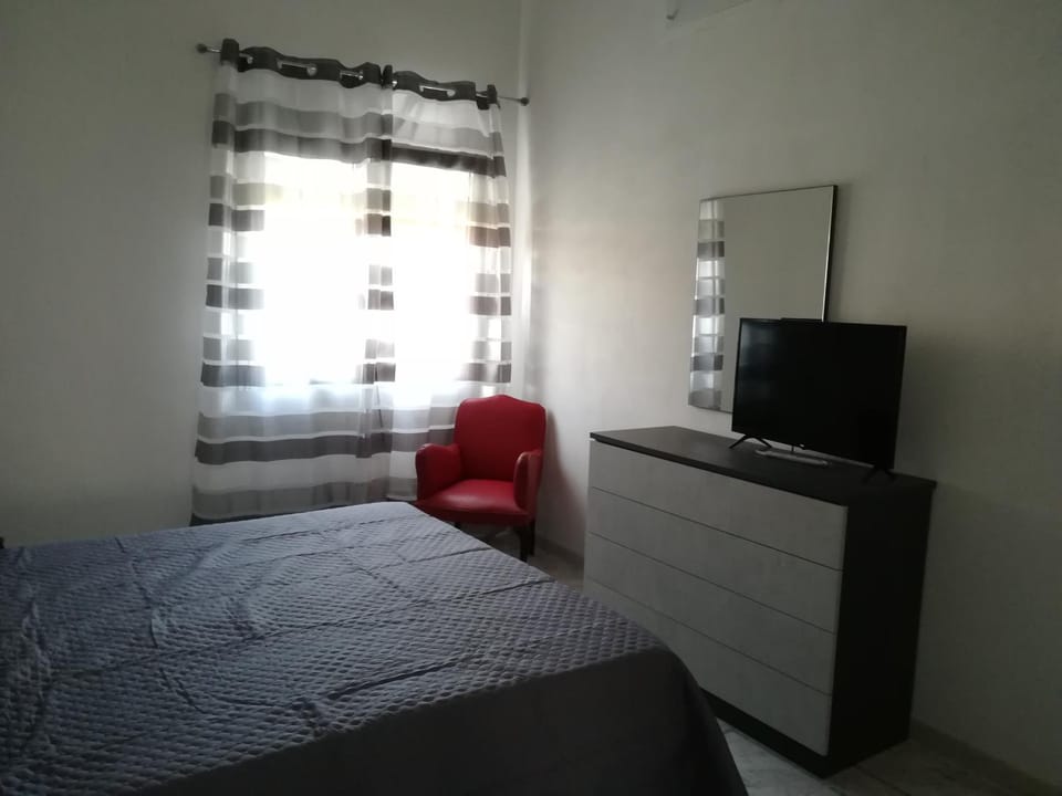 Bed, TV and multimedia