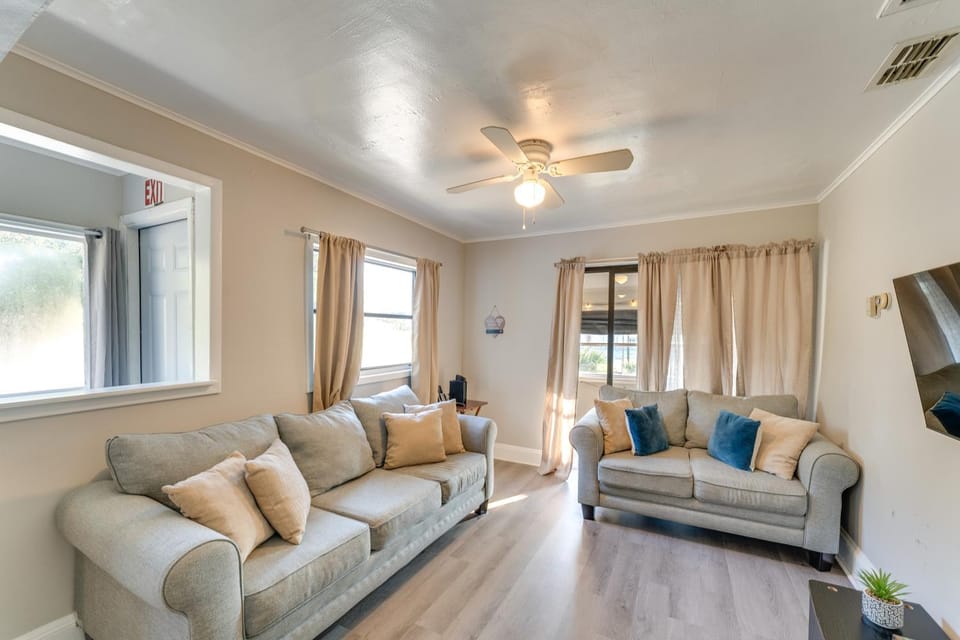 Quiet Apt: Walk to Daytona Beach + Water Park! Apartment in Florida