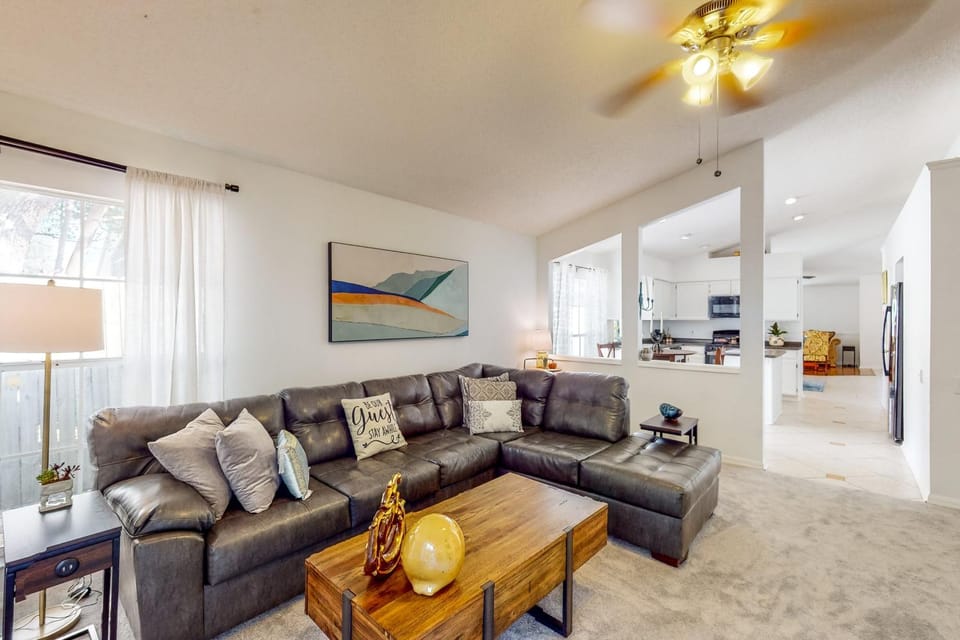 Families with Pets! Home Near Orlando Theme Parks House in Casselberry