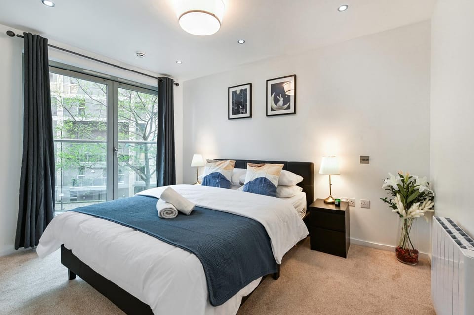 Bed, Bedroom, internet