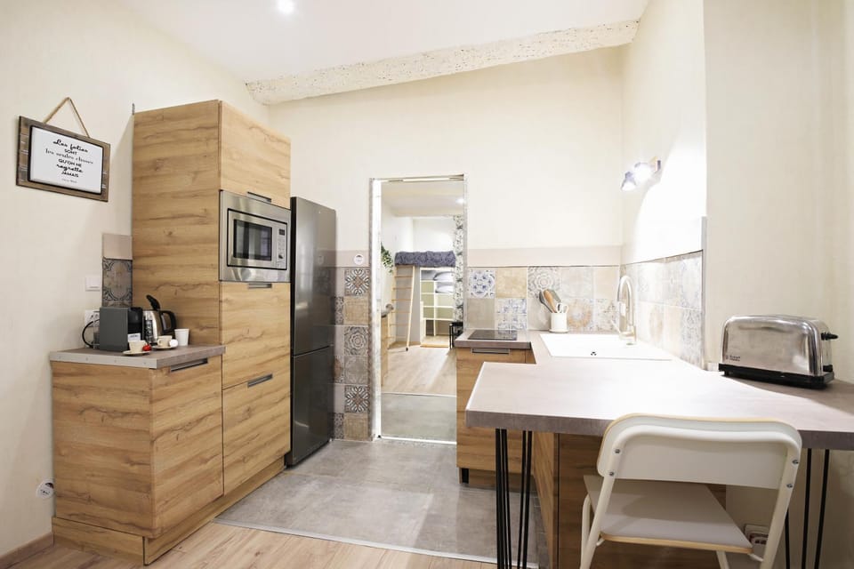Charmant & Cosy - Centre historique Ecusson Apartment in Montpellier
